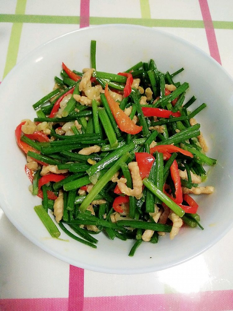 韭菜苔炒肉丝的做法
