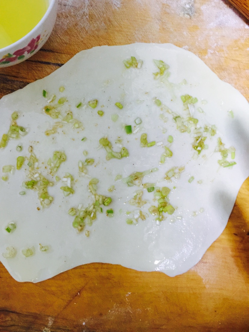 葱油金丝饼（超级简单一看就会）的做法图解6