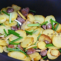 干煸油香土豆的做法图解9