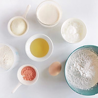 免预拌粉麻薯-草莓QQ薯的做法图解1