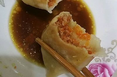 胡萝卜闷饺子