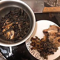 墨鱼仔菜干粥的做法图解1