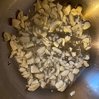 低脂不长肉很可口：蒜蓉海米炒油菜的做法图解5