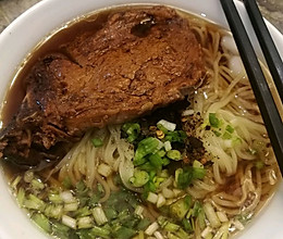 大排面（贵阳早餐宵夜肉食党必点）的做法