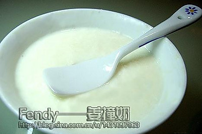 广东番禺传统美食——姜撞奶