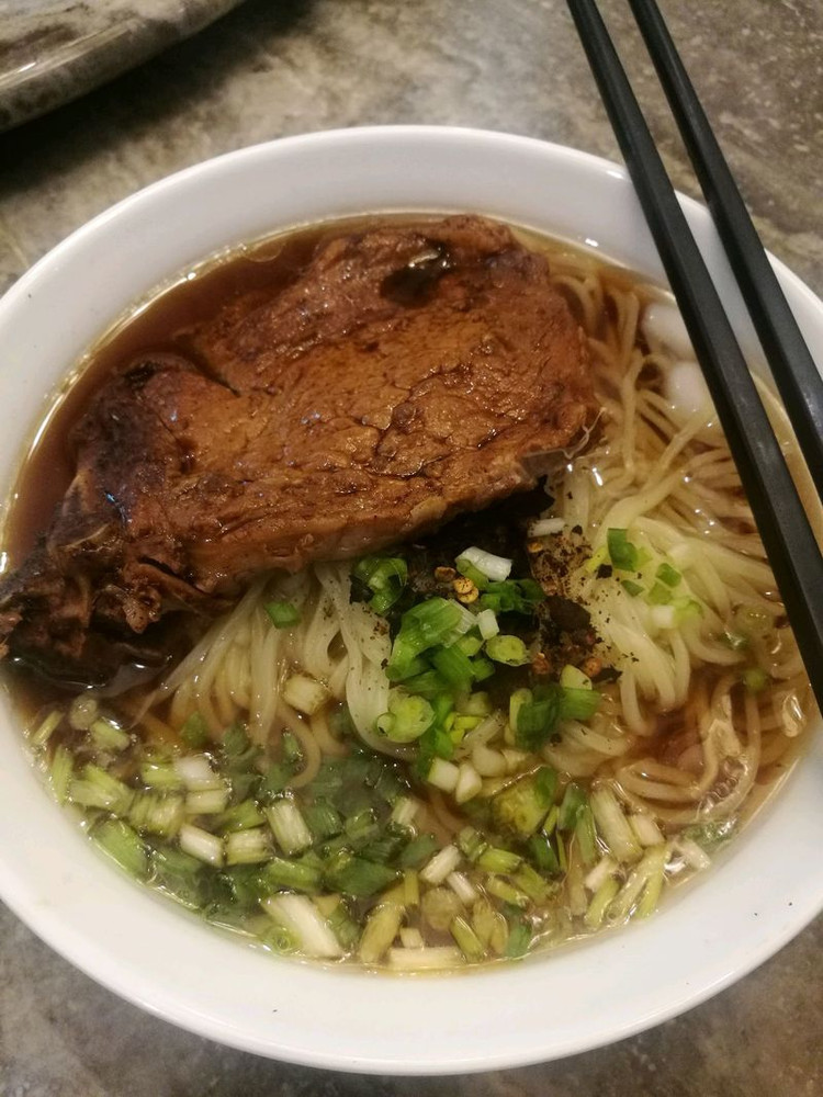 大排面（贵阳早餐宵夜肉食党必点）的做法