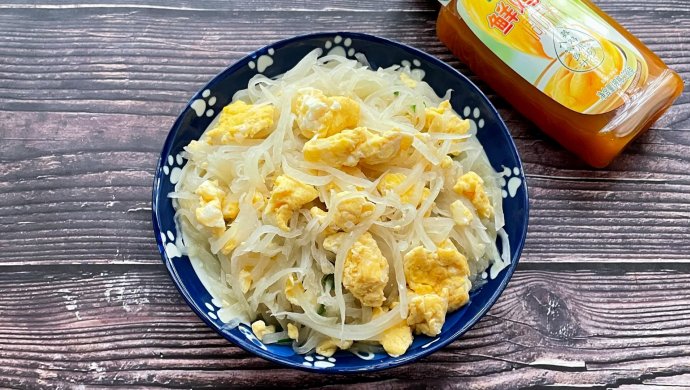 鸡蛋炒白萝卜丝