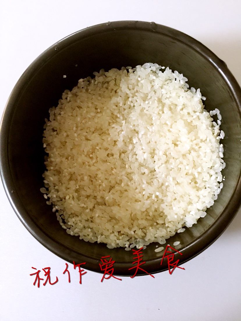 石锅煲仔饭的做法图解1
