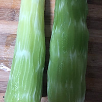 清炒莴苣丝的做法图解1
