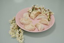 槐花饺子～五月槐香系列的做法