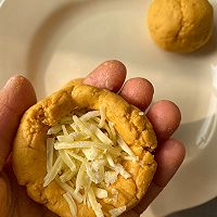 #原制原味，聚会菜谱#红薯芝士糯米饼的做法图解7