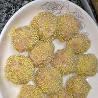 小米莲藕猪肉丸的做法图解4