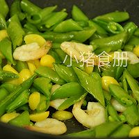 年菜五·春色满院【鲜虾炒白果甜豆】 #洁柔食刻，纸为爱下厨#的做法图解7