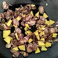 腊肉腊肠焖土豆饭的做法图解4
