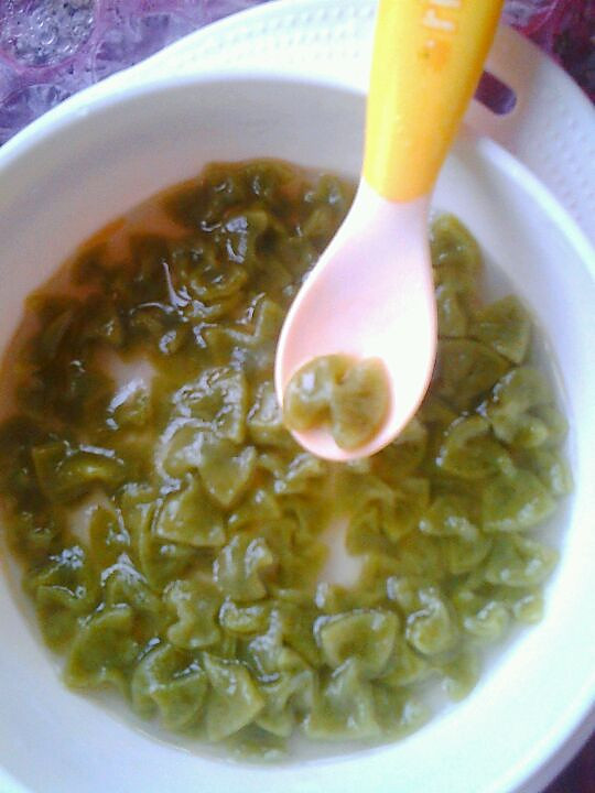宝宝辅食之芹菜蝴蝶面
