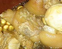 猪蹄黄豆汤的做法图解2