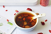 玫瑰桂圆枸杞养生茶的做法
