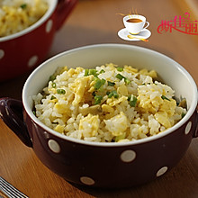 鸡蛋榨菜炒饭