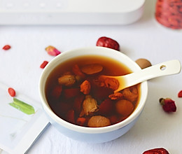 玫瑰桂圆枸杞养生茶的做法