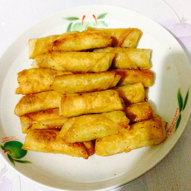 韭黄肉馅春卷的做法