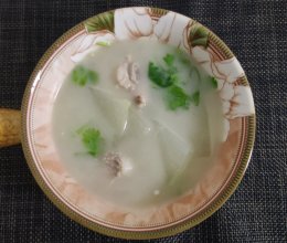 冬瓜排骨汤：味蕾上的温暖邂逅的做法