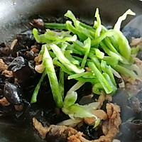 #中秋团圆食味#东北-青椒木耳炒肉的做法图解7