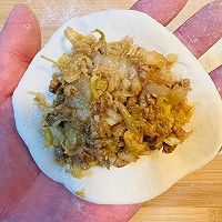 酸菜馅饼的做法图解6