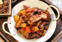 红烧土豆胡萝卜炖排骨的做法