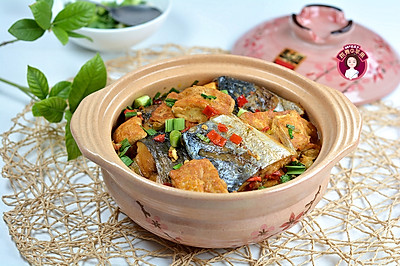 鲅鱼干豆腐煲