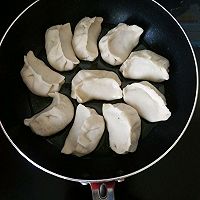 圆白菜饺子 煎饺 自制饺皮的做法图解9
