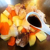 狮家秘制石锅焖烧鸡的做法图解4