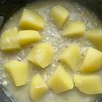 奶油土豆炖鸡块的做法图解6