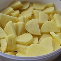 好吃到哭！土豆界料理的天花板-芝士香肠焗土豆泥的做法图解3
