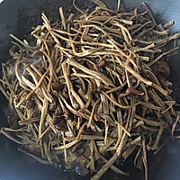 茶树菇炖排骨的做法图解5