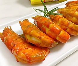#巨下饭的家常菜#港式茶餐厅的经典菜式：奶油咖喱大虾的做法