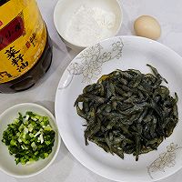 #灿烂的花园 寻味外婆乡#怀旧美食/面拖小河虾的做法图解3