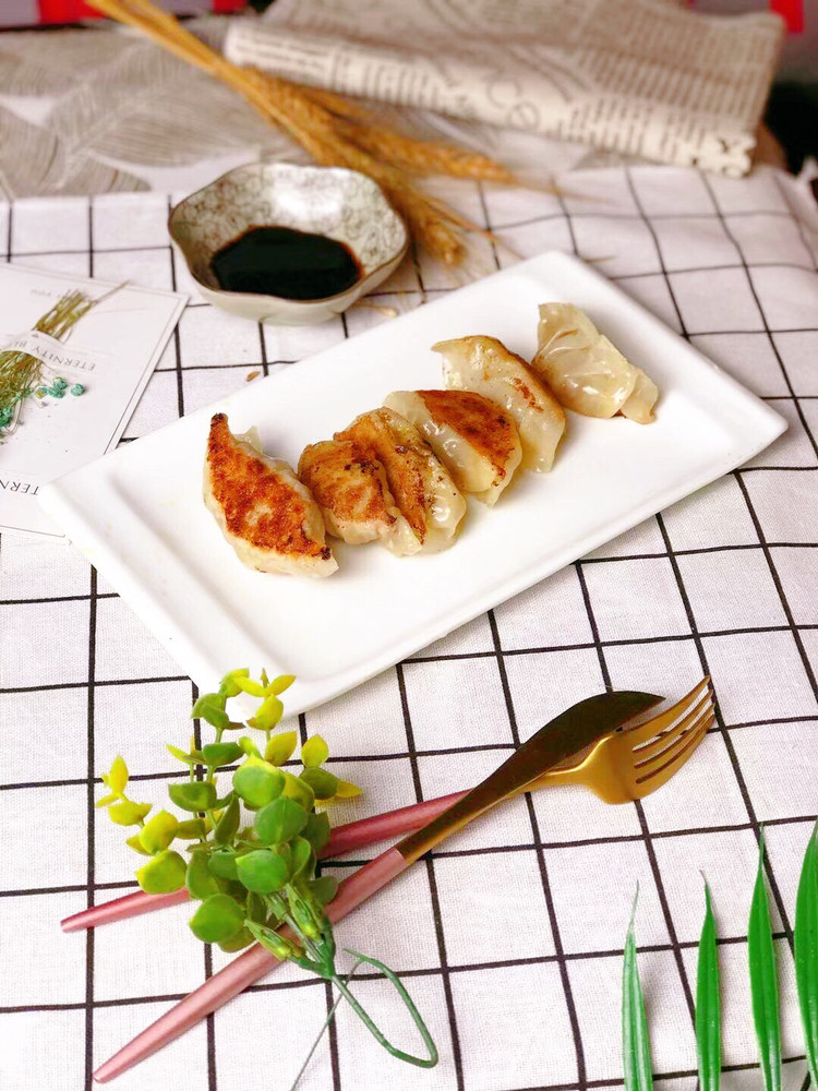 香煎饺子的做法