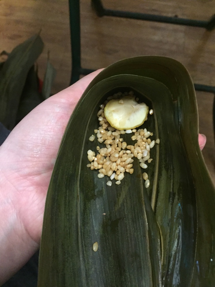 板栗猪肉粽的做法图解5