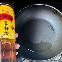 #寻味外婆乡，香聚中国年# 【金龙鱼】海苔香肠脆豆腐卷家的味的做法图解3