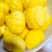 板栗烧鸡的做法图解4