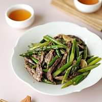 黑胡椒牛肉炒芦笋的做法图解11