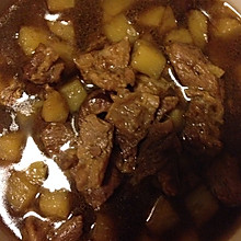红烧土豆牛腩