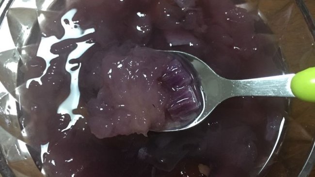 紫薯红枣银耳汤的做法
