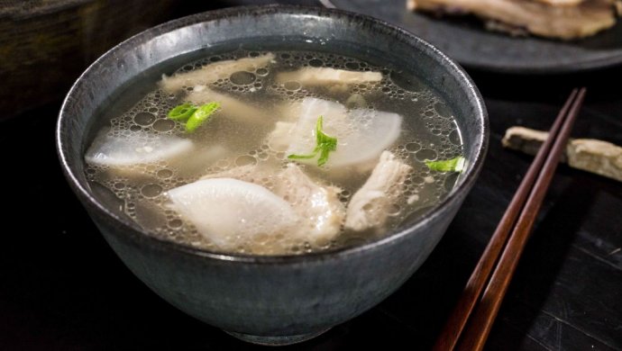 白切羊肉汤，原汁原味的美味膳食