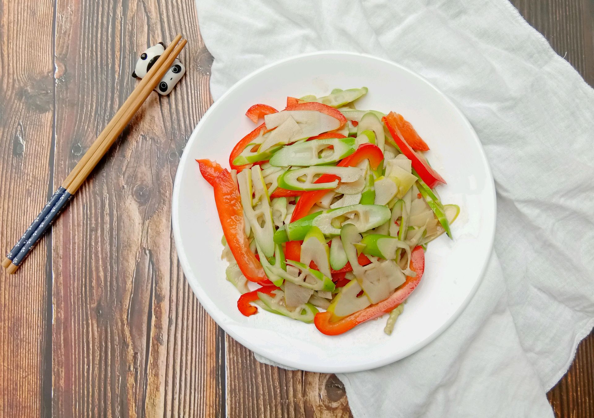 [taste in spring] stir fried Asparagus with sweet pepper