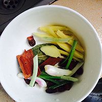 红烧排骨的做法图解1