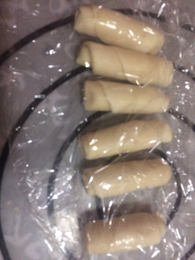 豆沙蛋黄酥的做法图解5