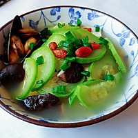 菇瓜海鲜豆腐汤的做法图解7