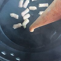 迷你胡萝卜虾肠，宝宝玉米肠的做法图解3