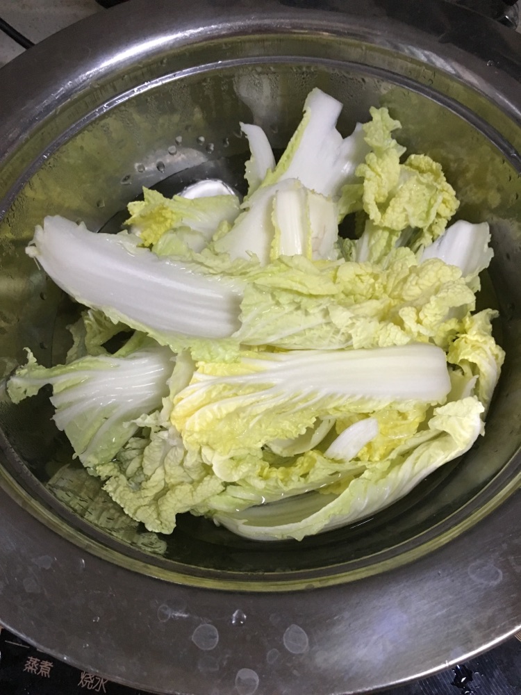 茄汁娃娃菜包的做法图解1